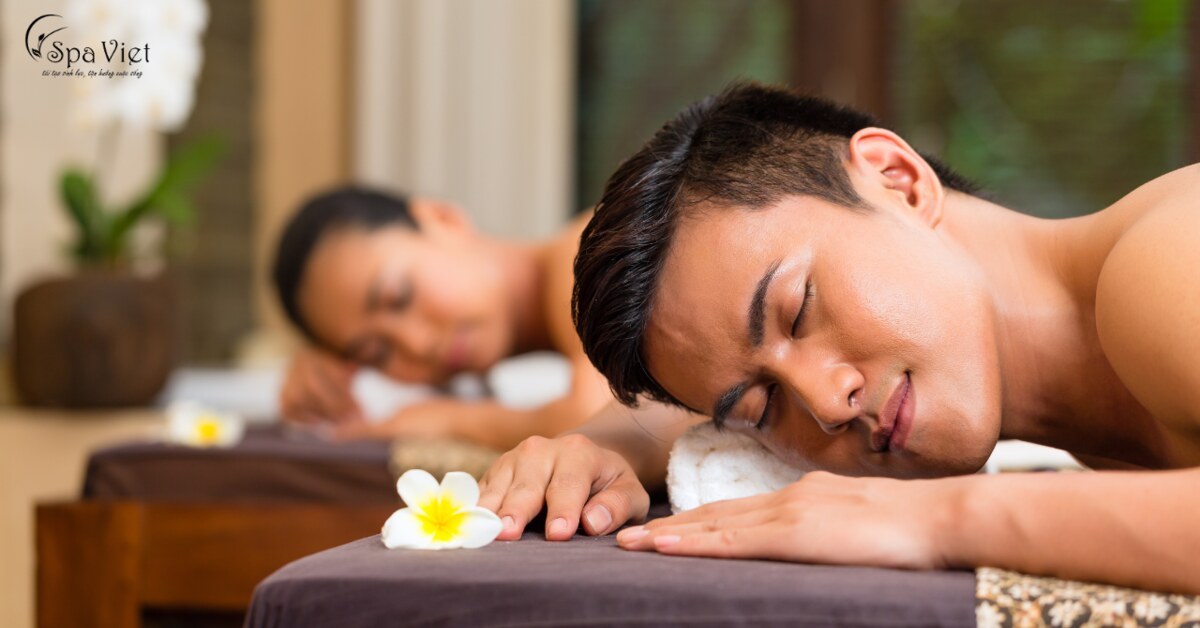 Massage dành cho cặp đôi trong phòng riêng tại Spa Việt TP.HCM
