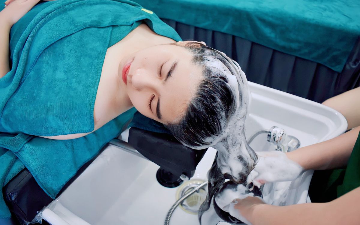 Herbal hair wash and hair care at Hi Spa and Beauty